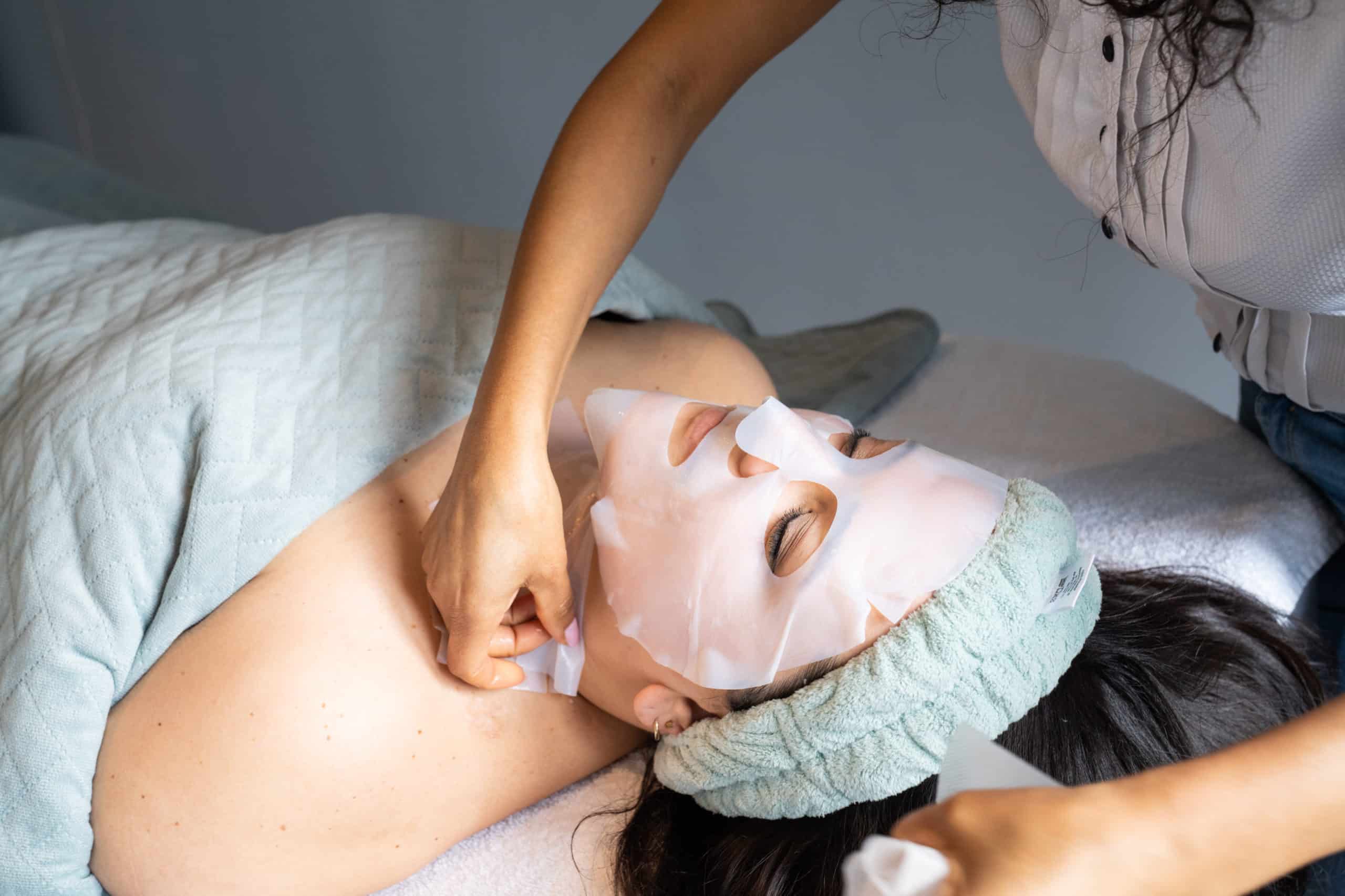 masker na dermaplaning